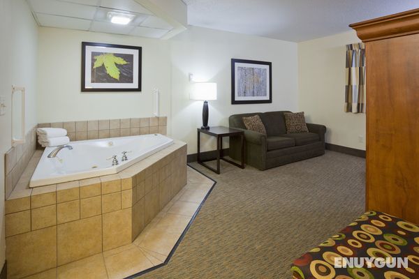 Fargo Inn and Suites Genel