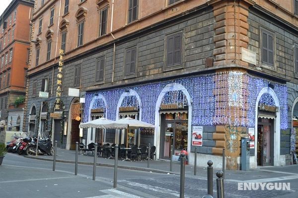 Hotel Ferrarese Roma Genel