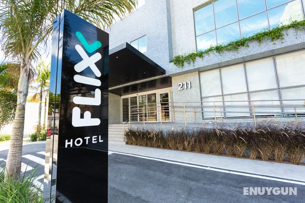 Flix Hotel Genel
