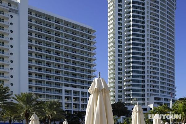 Fontainebleau Miami Beach Private Luxury Suites Genel