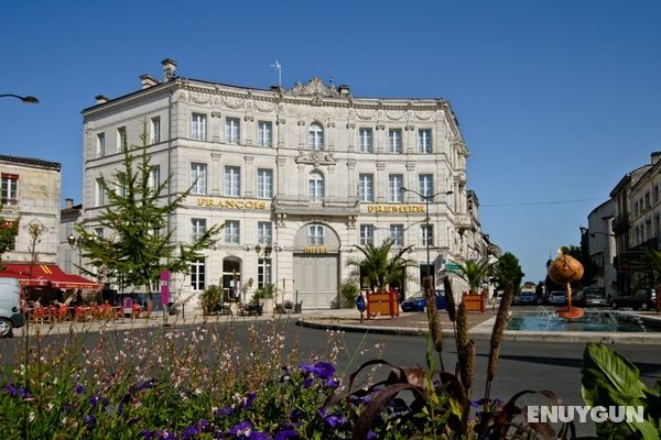 Hôtel François Premier Genel