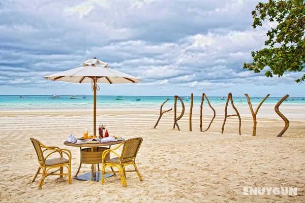 Fridays Boracay Resort Genel