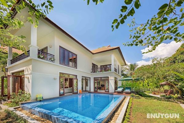 Furama Danang Beach Pool Villas Genel