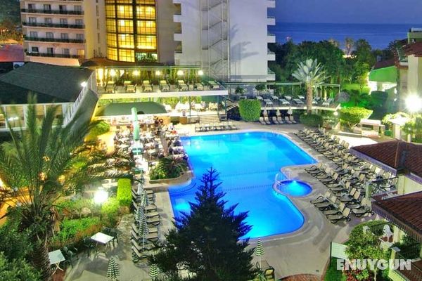 Gardenia Beach Hotel Havuz