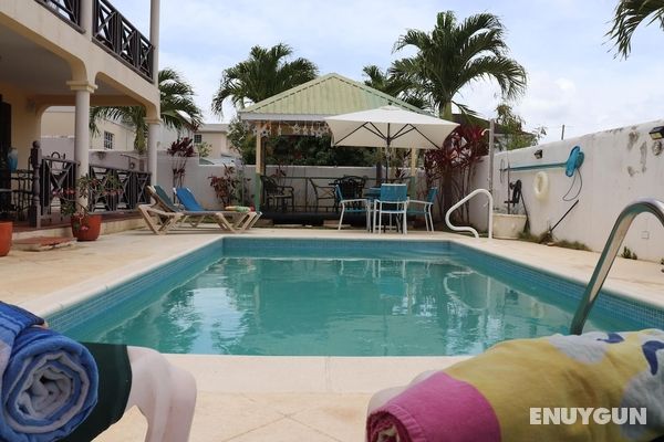 Ginger Lily 2-bed Suite at Sungold House Barbados Öne Çıkan Resim
