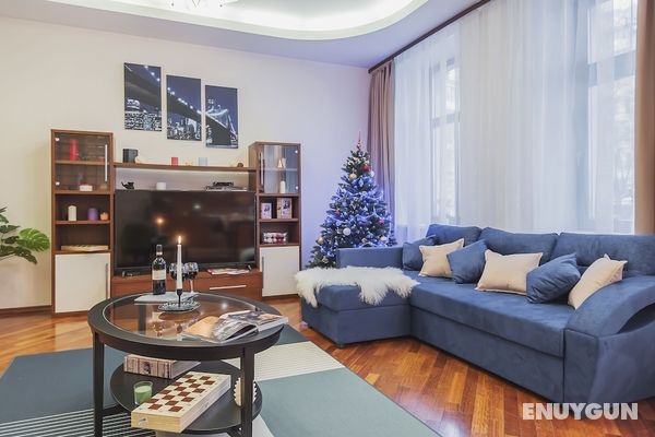 GM Apartments roomy mansion at Arbat Öne Çıkan Resim