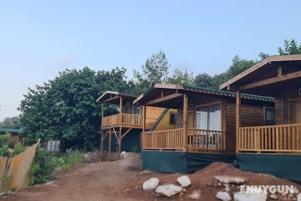 Goat Bungalow and Camping Dış Mekan