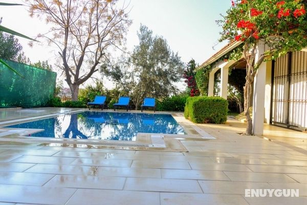 Gorgeous Secluded Villa With Private Pool and BBQ in Antalya Oda