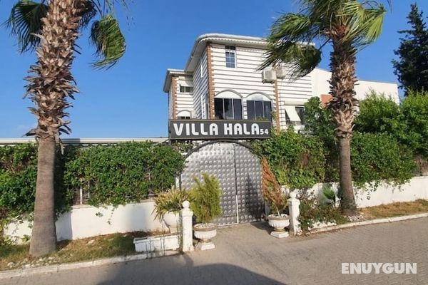 Gorgeous Villa With Private Pool in Antalya Oda