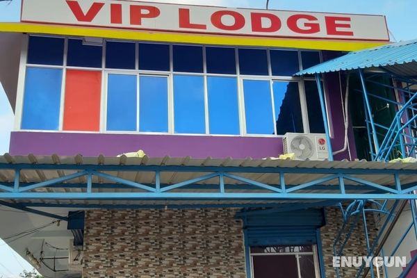 Goroomgo VIP Lodge Puri Öne Çıkan Resim