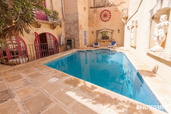 Gozitan Farmhouse Pool &amp; Jacuzzi - PP 2 Öne Çıkan Resim