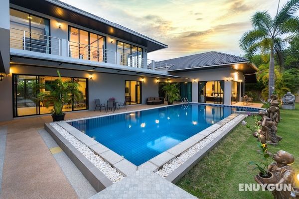 Grand Villa Luxury Holidays Phuket Öne Çıkan Resim