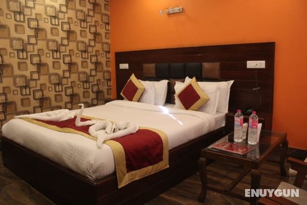 Hotel Grand M.S Srinagar Öne Çıkan Resim