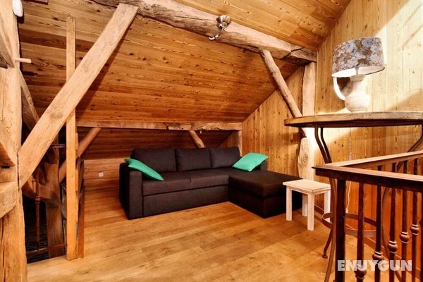 Group Accommodation in Beautiful, Authentic Ardennes Style Genel