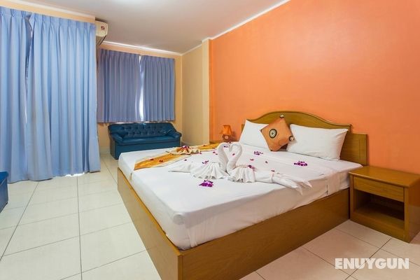 Guesthouse Belvedere - Triple Room With Ac Only 10minute Walk From Patong Beach Öne Çıkan Resim