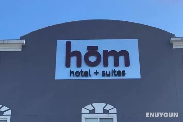 h?m hotel + suites, Trademark Collection by Wyndha Genel