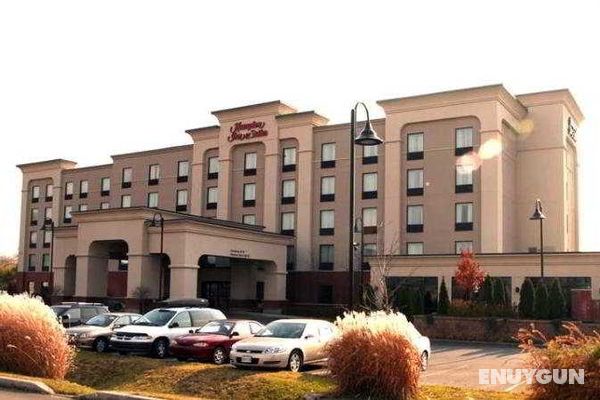 Hampton Inn and Suites by Hilton Laval Genel