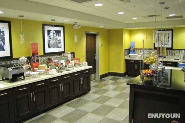 Hampton Inn & Suites Columbia/South Genel