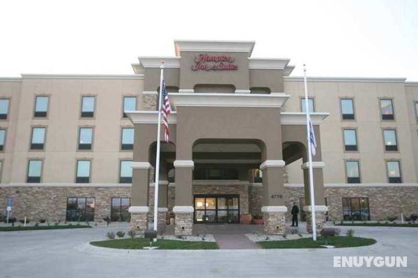 Hampton Inn & Suites Fargo Medical Center Genel
