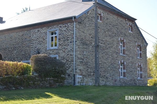 Heritage Holiday Home in Gedinne With Sauna Dış Mekan