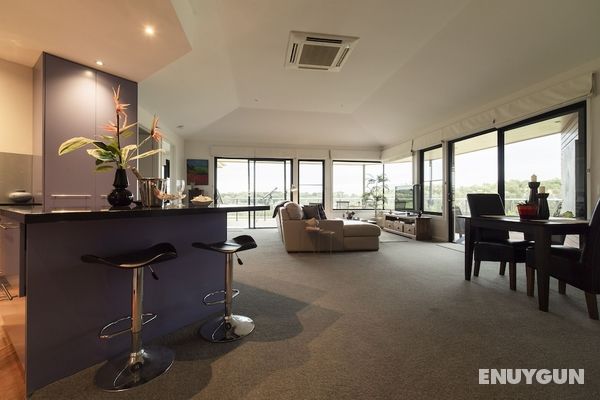 Hilltop Apartments Phillip Island - Adults Only Genel