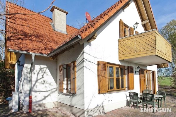 Holiday Home in the Knüllgebirge With Balcony, Garden and Lovely View Öne Çıkan Resim