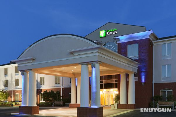 Holiday Inn Express and Suites Auburn University A Genel