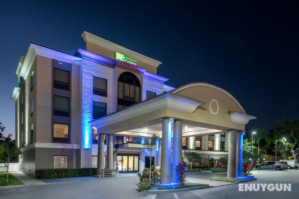 Holiday Inn Express and Suites Bartow Genel