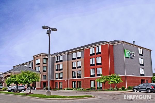 Holiday Inn Express and Suites Cape Girardeau I 55 Genel