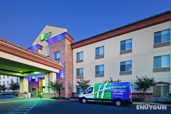 Holiday Inn Express and Suites Clovis Fresno Area Genel