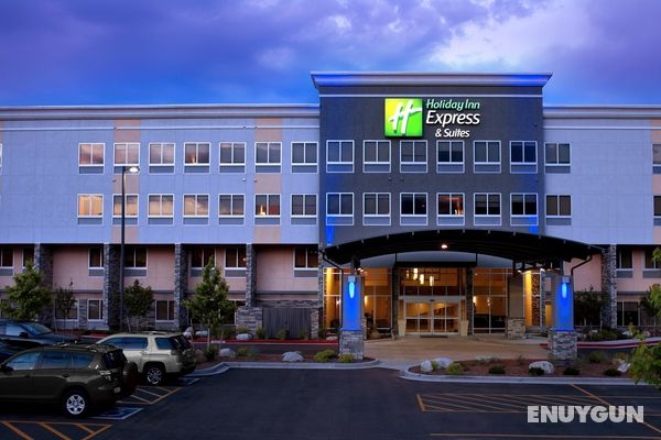 Holiday Inn Express Hotel and Suites Colorado Spri Genel