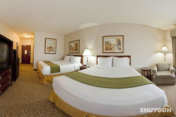 Holiday Inn Express and Suites Conroe I 45 North Genel