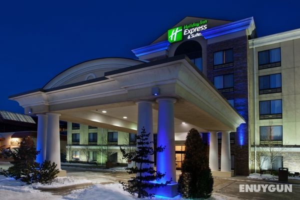 Holiday Inn Express and Suites Erie Summit Townshi Genel