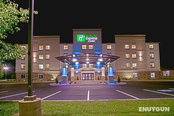 Holiday Inn Express and Suites Evansville North Genel
