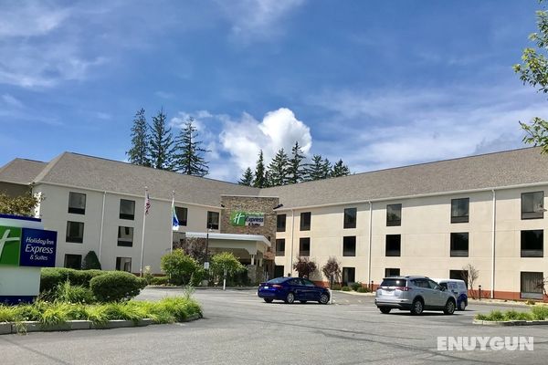 Holiday Inn Express and Suites Great Barrington Le Genel