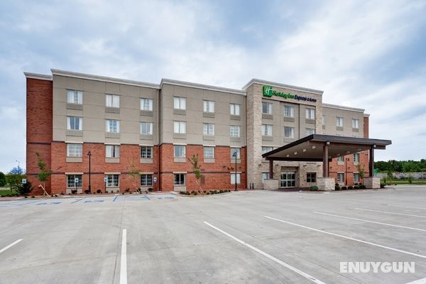 Holiday Inn Express and Suites GREAT BEND Genel