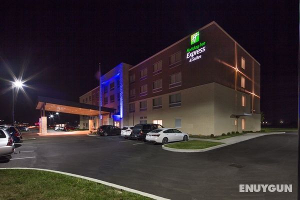 HOLIDAY INN EXPRESS AND SUITES INDIANAPOLIS NW - W Genel