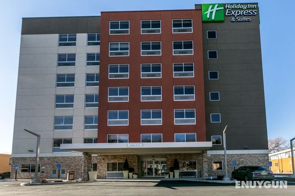 HOLIDAY INN EXPRESS AND SUITES JERSEY CITY NORTH - Genel