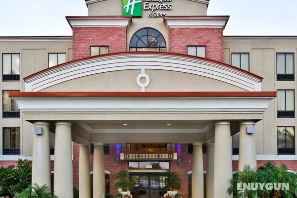 Holiday Inn Express and Suites Lake Placid Genel