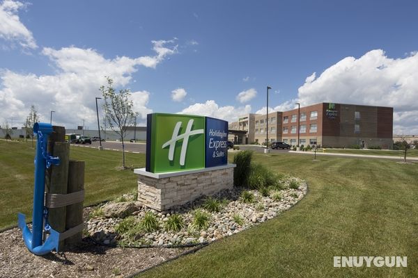 Holiday Inn Express and Suites Monroe Genel