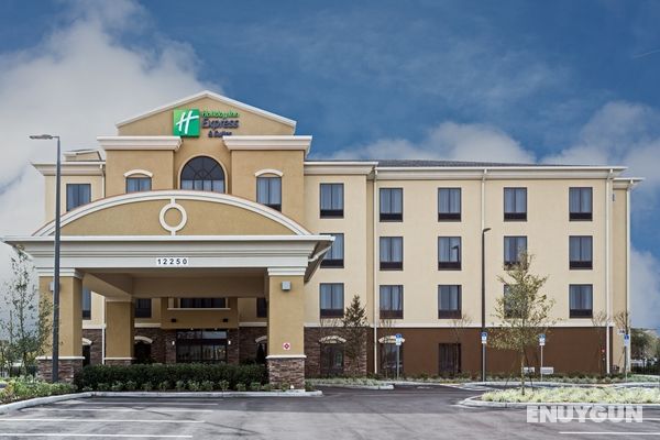 Holiday Inn Express and Suites Orlando East UCF Ar Genel