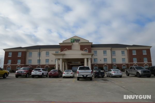 Holiday Inn Express and Suites Pampa Genel