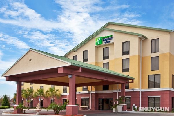 Holiday Inn Express and Suites Port Richey Genel