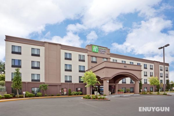 Holiday Inn Express and Suites Puyallup Tacoma Are Genel