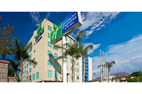 Holiday Inn Express and Suites Queretaro Genel