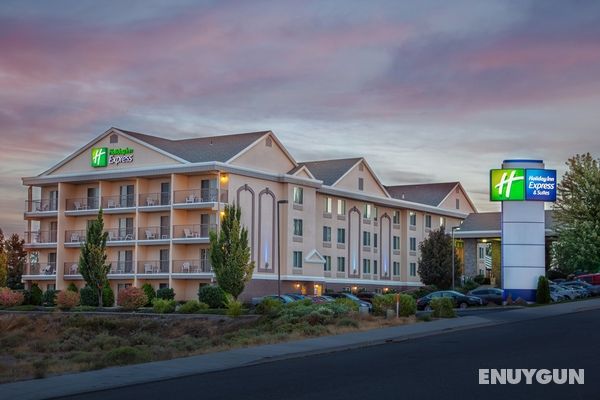 Holiday Inn Express and Suites Richland Genel
