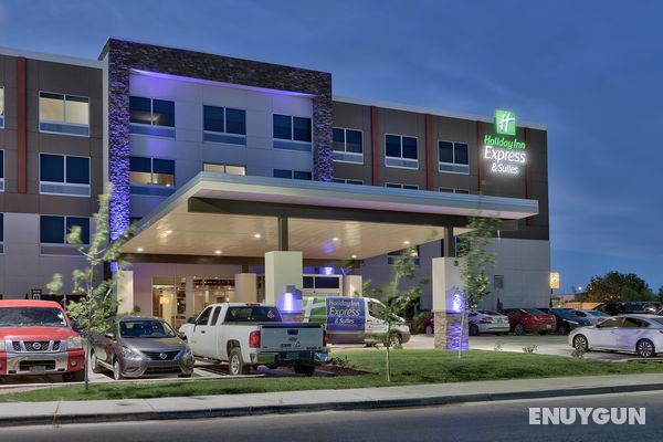Holiday Inn Express and Suites Roswell Genel