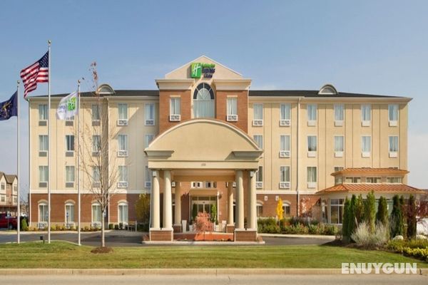 Holiday Inn Express and Suites Schererville Genel