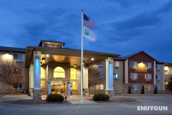 Holiday Inn Express and Suites Scottsbluff Gering Genel