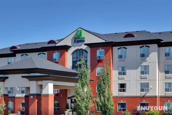 Holiday Inn Express and Suites Sherwood Park Edmon Genel